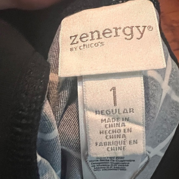 Chico’s Zenergy NWT geo print leggings black white size 1 / size S / size 8/10 - Picture 7 of 9